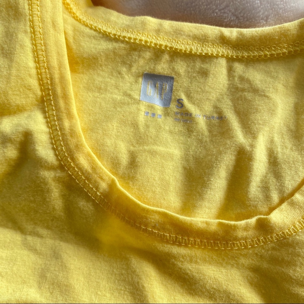 Gap Basic Yellow Stretchy Cotton Tee T-Shirt Small - image 2